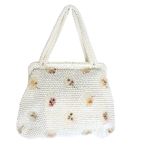 Vintage Handbags - Corde'-Bead by Lumured Vintage Beaded Handbag in Ivory White